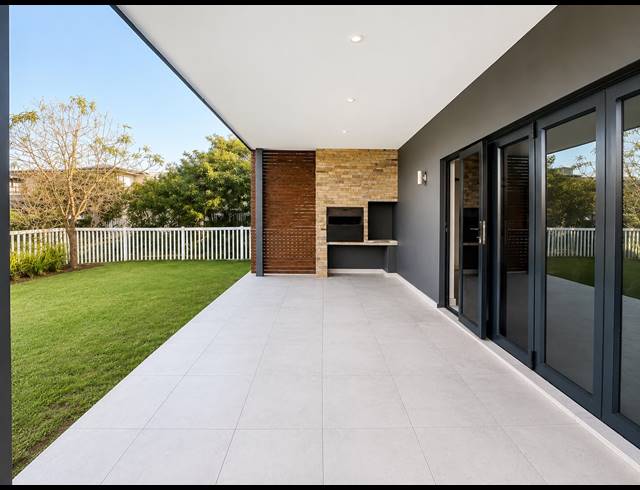 3 BEDROOM FREEHOLD TO LET IN SALT ROCK
